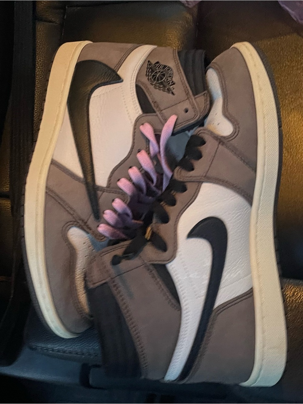Jordan 1 “Travis Scott”